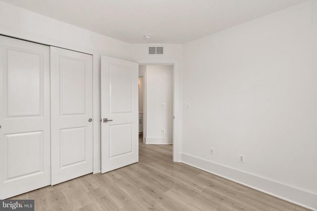 9207 FORKLEAF OAK DR, Fredericksburg, VA 22407