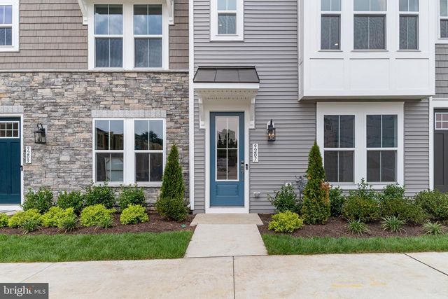 9207 FORKLEAF OAK DR, Fredericksburg, VA 22407