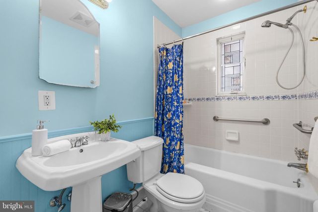 6005 ANNISTON RD, Bethesda, MD 20817