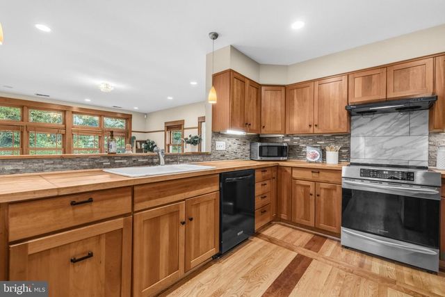 6005 ANNISTON RD, Bethesda, MD 20817
