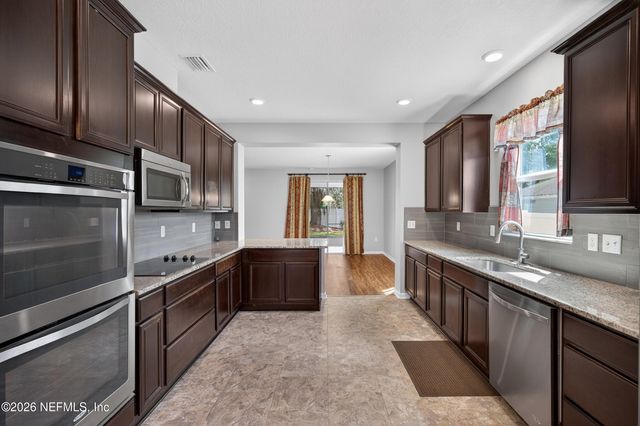 12494 ACOSTA OAKS Drive, Jacksonville, FL 32258