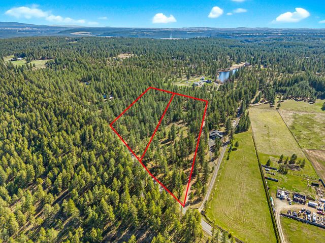 133XX W Pine Bluff Rd, Nine Mile Falls, WA 99026