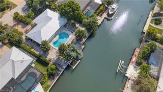 935 Pecten CT, Sanibel, FL 33957