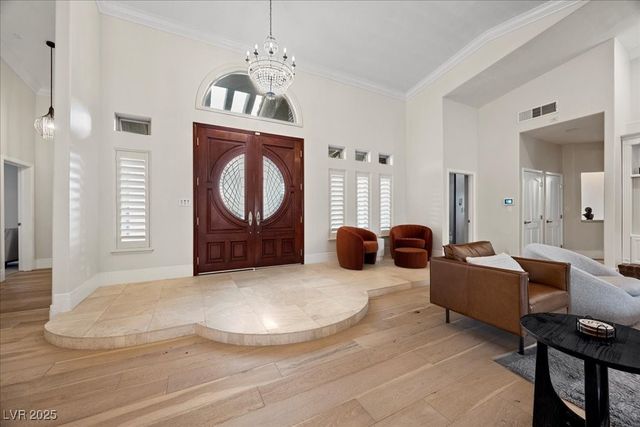 8180 West Red Coach Avenue, Las Vegas, NV 89129