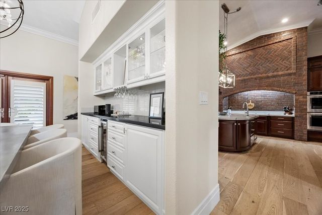 8180 West Red Coach Avenue, Las Vegas, NV 89129