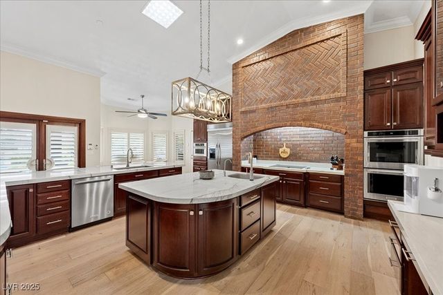 8180 West Red Coach Avenue, Las Vegas, NV 89129