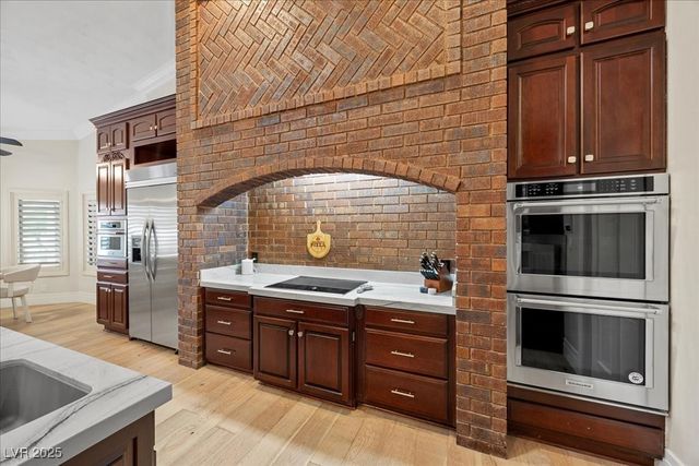 8180 West Red Coach Avenue, Las Vegas, NV 89129