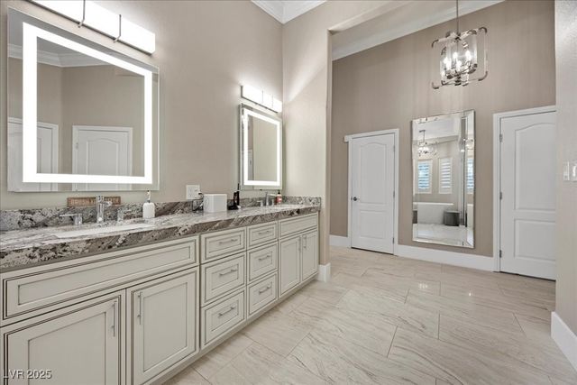 8180 West Red Coach Avenue, Las Vegas, NV 89129