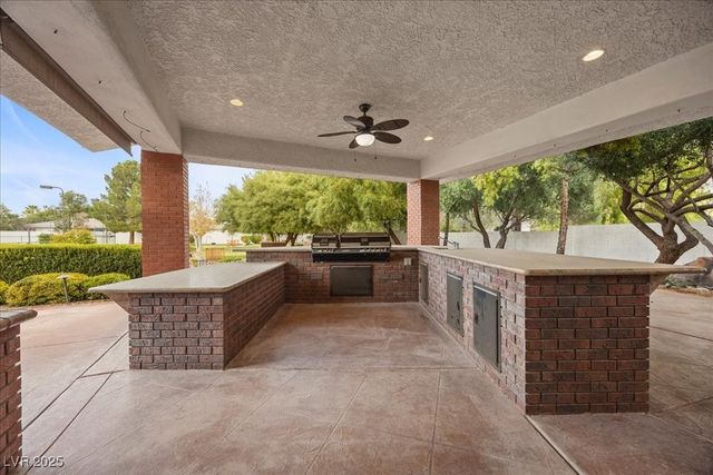 8180 West Red Coach Avenue, Las Vegas, NV 89129