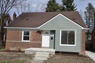 9634 Inkster Road, Redford, MI 48239
