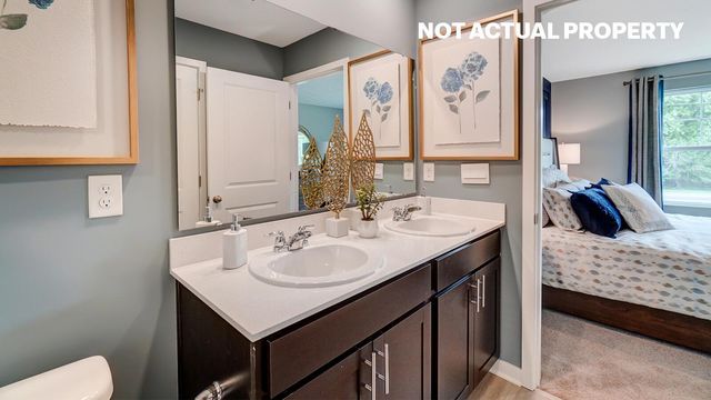 1476 Cardinez Way, Columbus, OH 43228