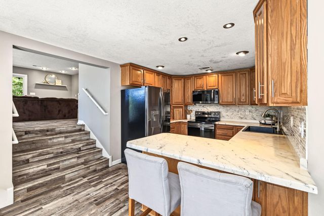 12025 239th Avenue NW, Elk River, MN 55330