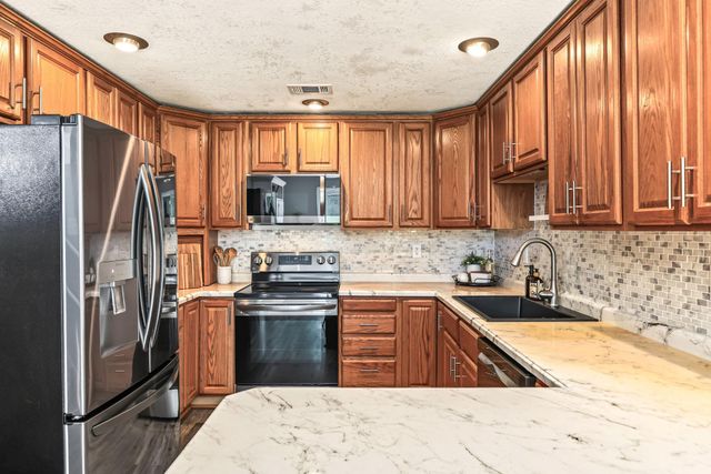 12025 239th Avenue NW, Elk River, MN 55330
