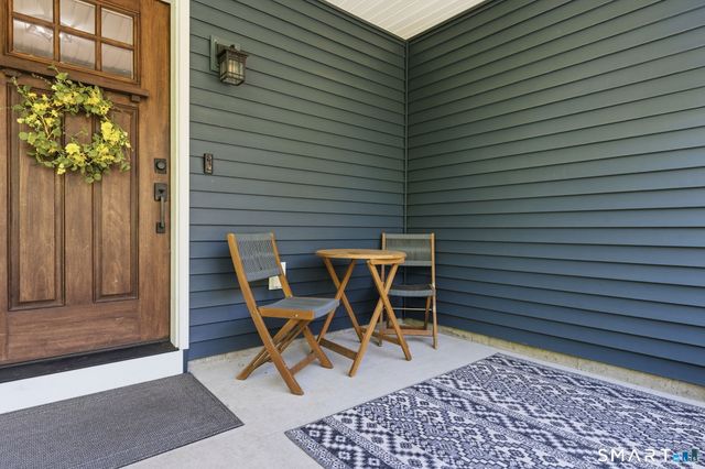 21 Juniper Road, Bloomfield, CT 06002