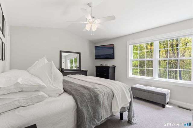 21 Juniper Road, Bloomfield, CT 06002