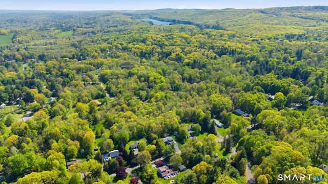 21 Juniper Road, Bloomfield, CT 06002