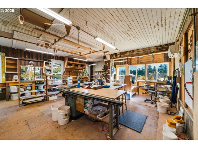 12955 HIGHWAY 101 N, Nehalem, OR 97131