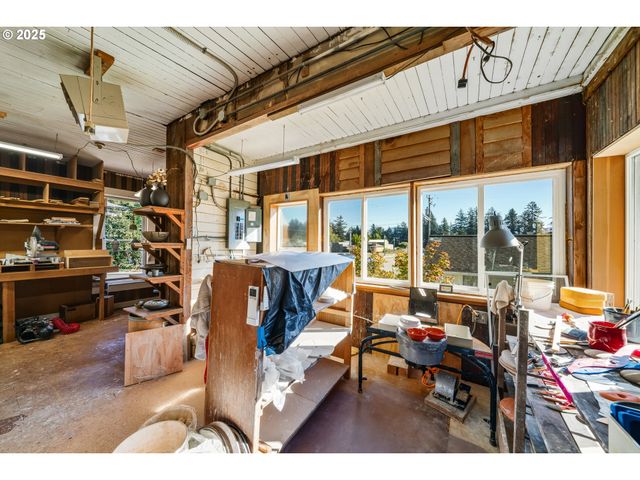 12955 HIGHWAY 101 N, Nehalem, OR 97131