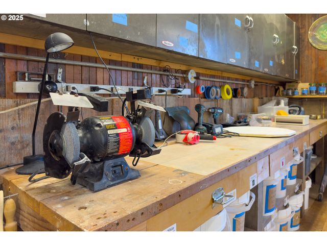 12955 HIGHWAY 101 N, Nehalem, OR 97131