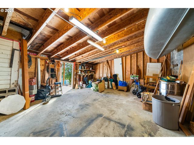 12955 HIGHWAY 101 N, Nehalem, OR 97131