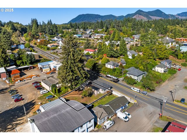 12955 HIGHWAY 101 N, Nehalem, OR 97131