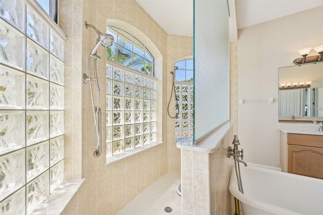 2160 W HILLSBOROUGH BOULEVARD, North Port, FL 34286