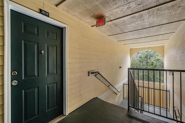 18119 BRIDLE CLUB DRIVE, Tampa, FL 33647