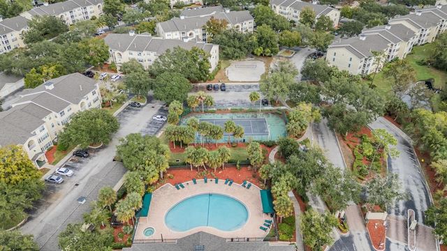 18119 BRIDLE CLUB DRIVE, Tampa, FL 33647