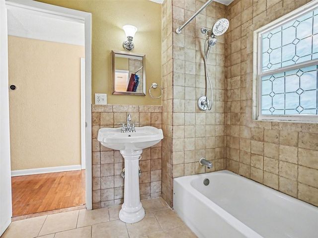 1725 HAMILTON STREET, Eustis, FL 32726