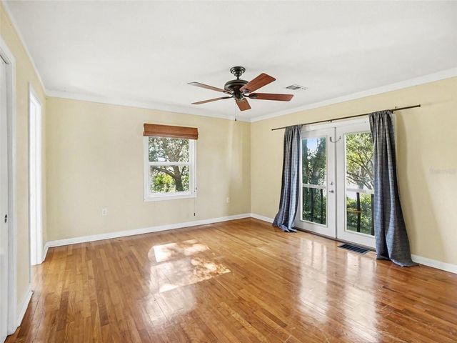 1725 HAMILTON STREET, Eustis, FL 32726