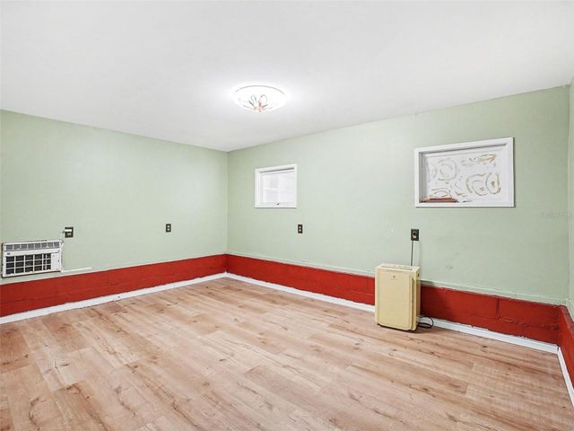 1725 HAMILTON STREET, Eustis, FL 32726