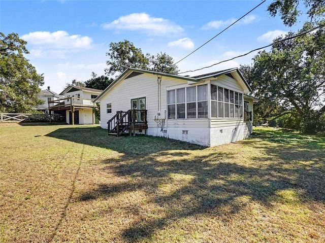1725 HAMILTON STREET, Eustis, FL 32726