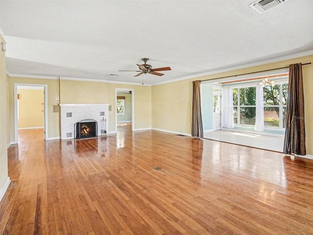 1725 HAMILTON STREET, Eustis, FL 32726