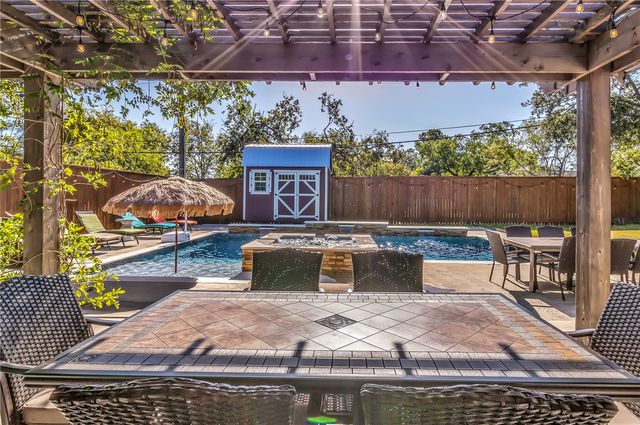 1612 George Bush Drive, College Station, TX 77840