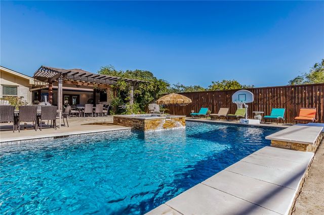 1612 George Bush Drive, College Station, TX 77840