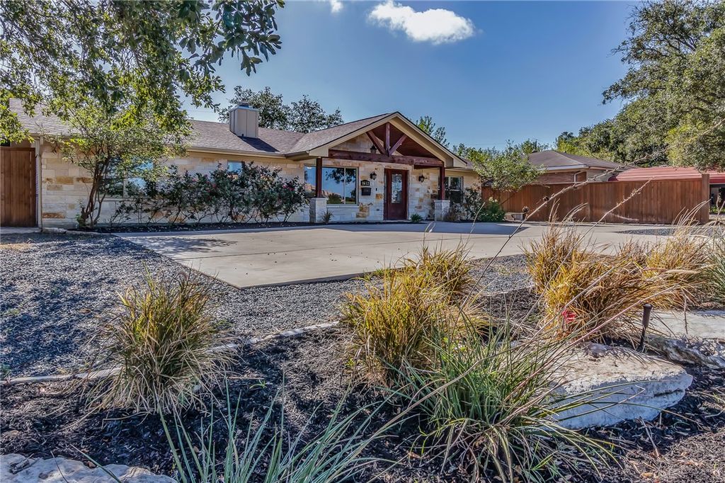 1612 George Bush Drive, College Station, TX 77840