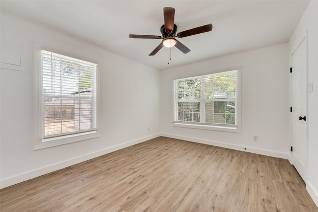 6617 Greenlee Street, Fort Worth, TX 76112