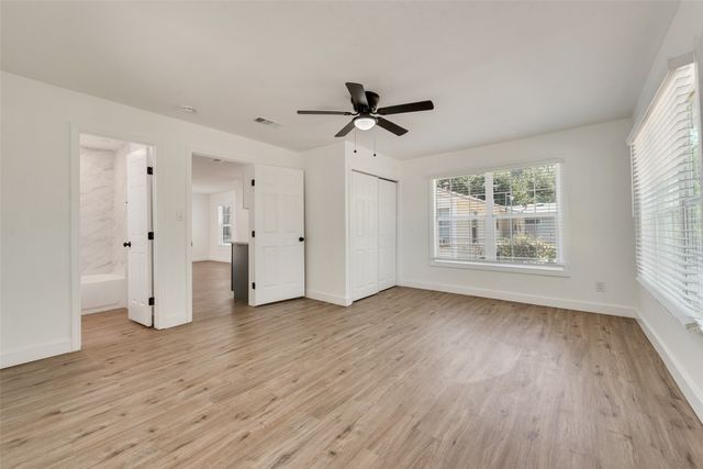 6617 Greenlee Street, Fort Worth, TX 76112