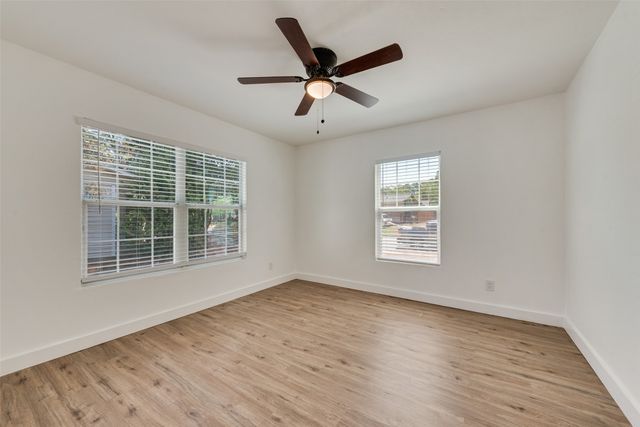 6617 Greenlee Street, Fort Worth, TX 76112