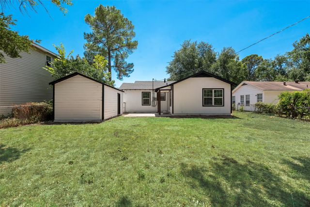 6617 Greenlee Street, Fort Worth, TX 76112