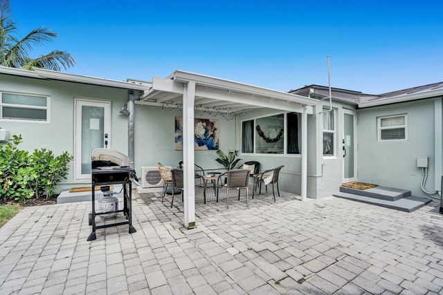 1969 NE 5th Street 1-2, Deerfield Beach, FL 33441
