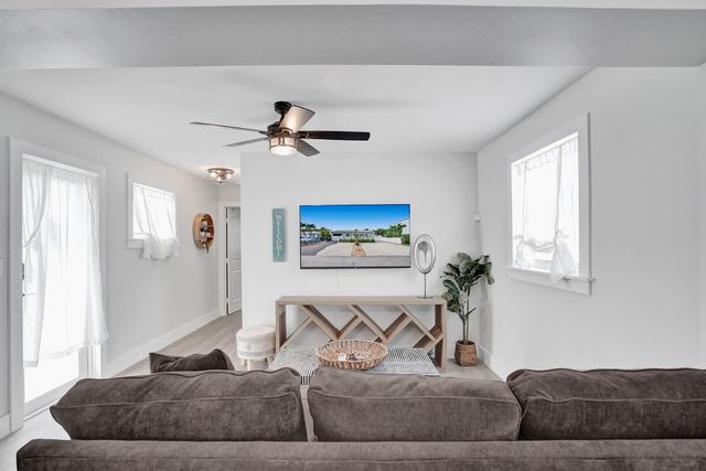 1969 NE 5th Street 1-2, Deerfield Beach, FL 33441