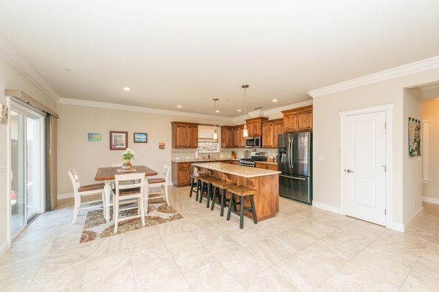 3326 Hotlam Road, Redding, CA 96002