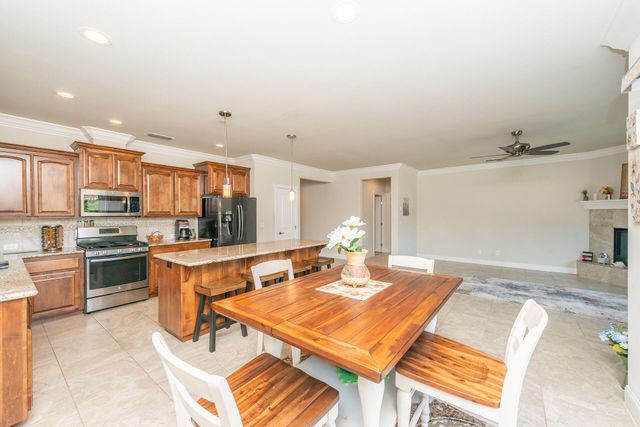 3326 Hotlam Road, Redding, CA 96002