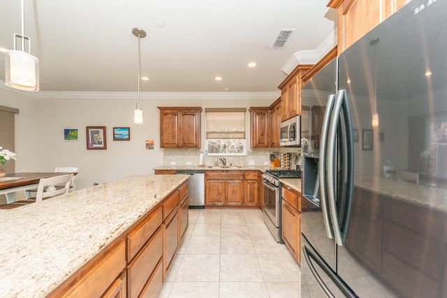 3326 Hotlam Road, Redding, CA 96002