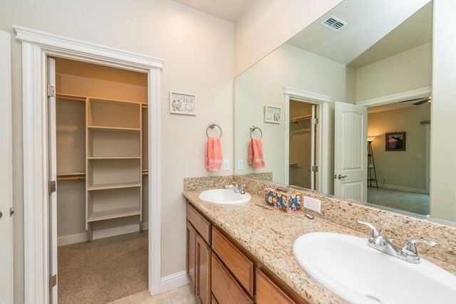 3326 Hotlam Road, Redding, CA 96002