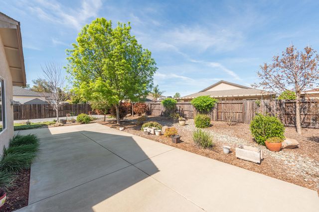 3326 Hotlam Road, Redding, CA 96002