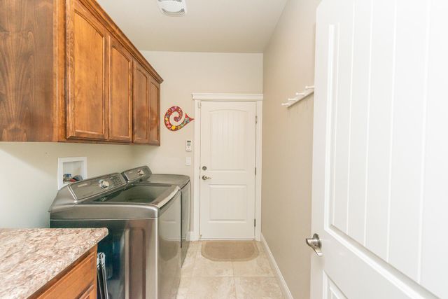 3326 Hotlam Road, Redding, CA 96002