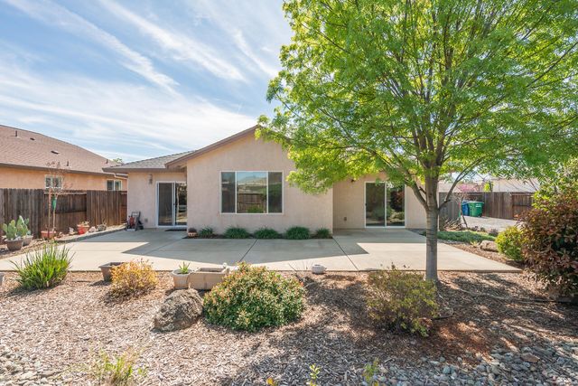 3326 Hotlam Road, Redding, CA 96002