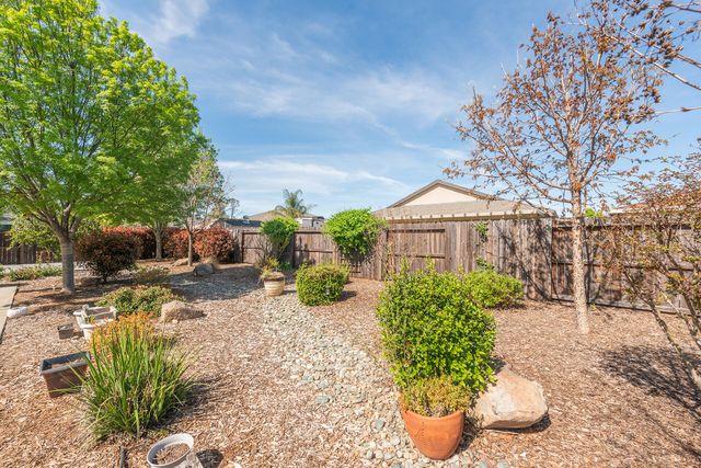 3326 Hotlam Road, Redding, CA 96002